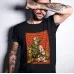 Camiseta Entre mundos con soldado y extraterrestre
